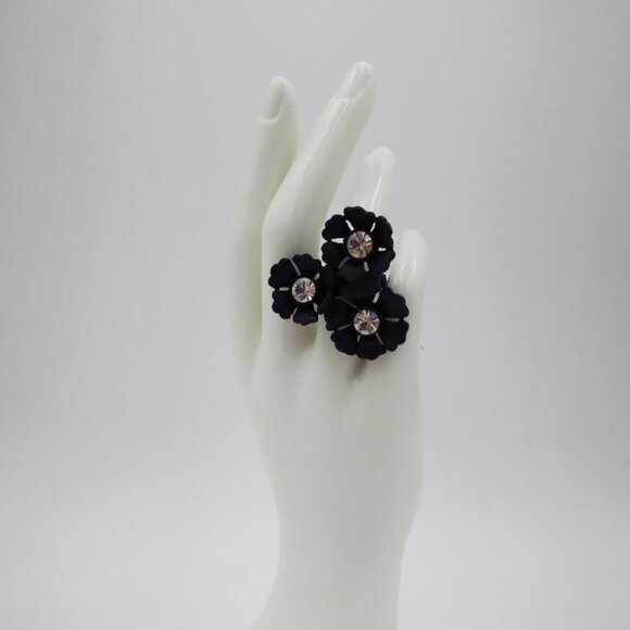 NWT J. Crew Dogwood Blossom Matte Black with Gems Cocktail Ring Size M - Picture 12 of 16